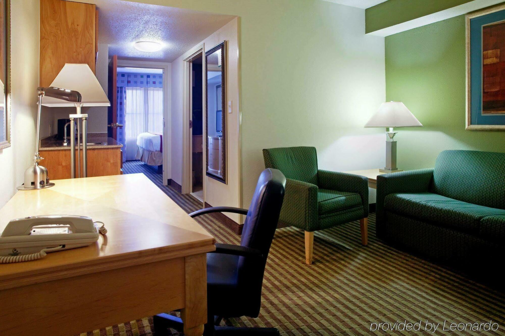 Hotel Express & - Norman By Ihg Mooresville