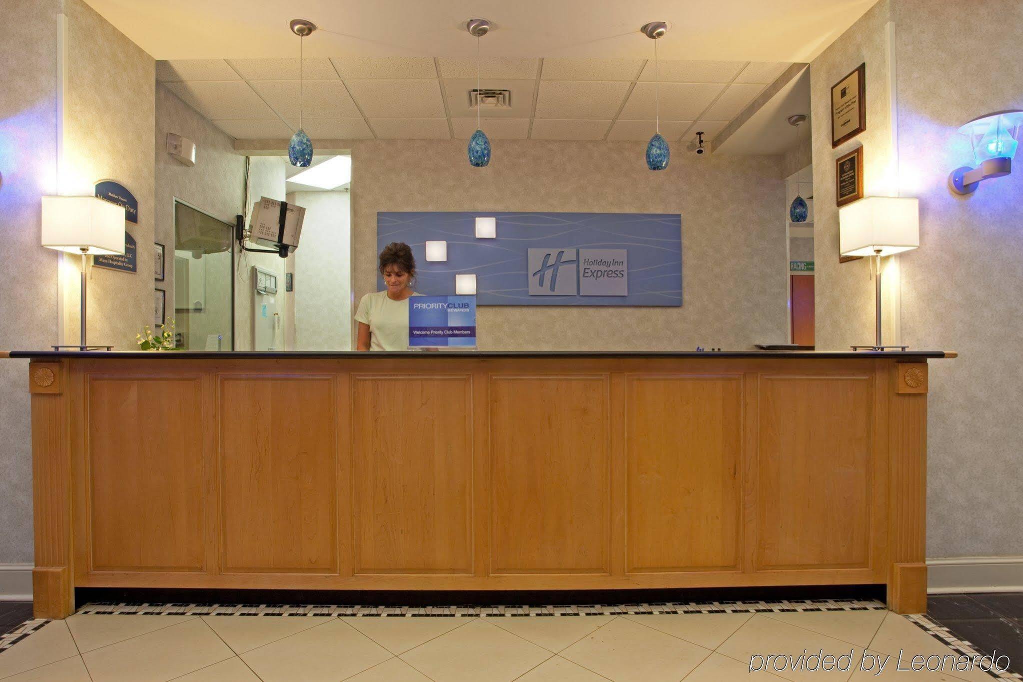 Hotel Express & - Norman By Ihg Mooresville