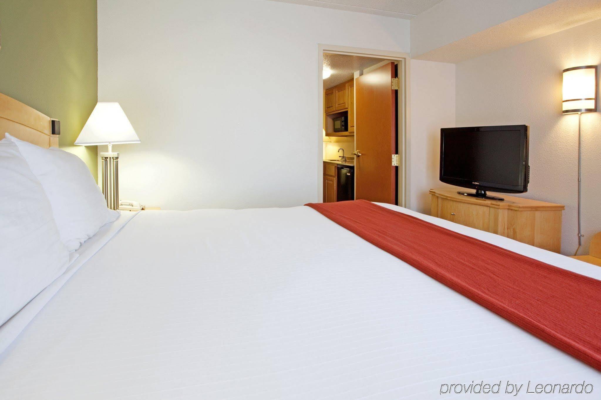 Hotel Express & - Norman By Ihg Mooresville