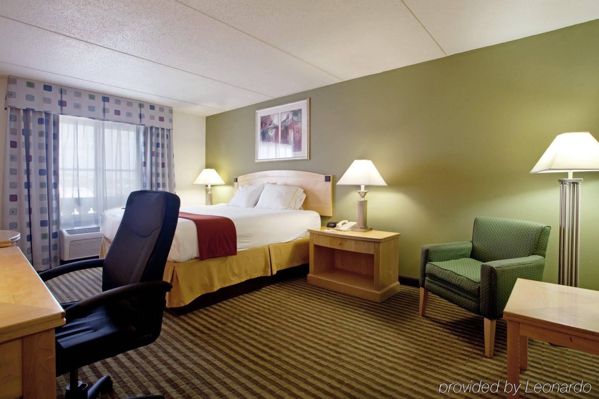 Express & - Norman By Ihg